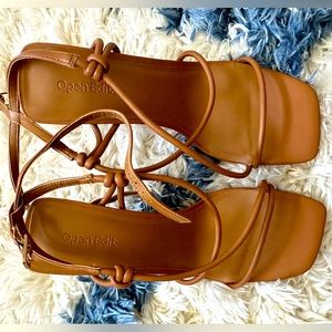 Never worn gorgeous brown leather heels